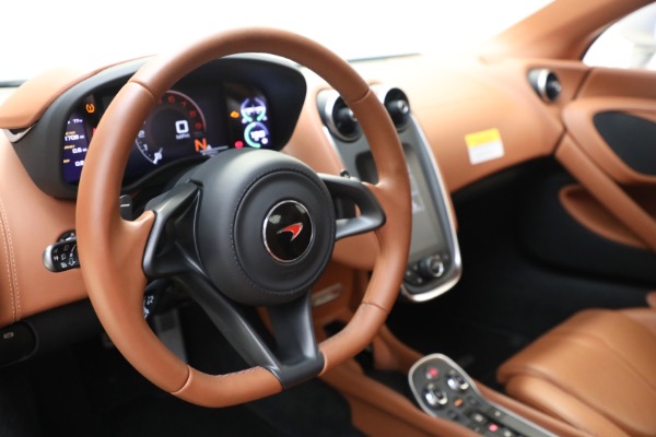 Used 2017 McLaren 570S for sale $166,900 at Maserati of Greenwich in Greenwich CT 06830 24