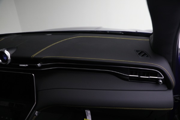 New 2023 Maserati Grecale Trofeo for sale $121,455 at Maserati of Greenwich in Greenwich CT 06830 19