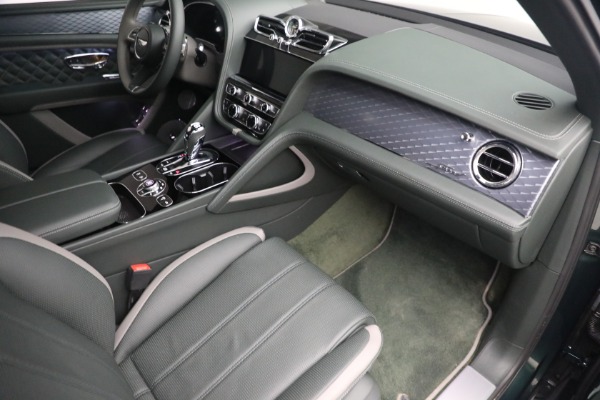 Used 2022 Bentley Bentayga Speed for sale $239,900 at Maserati of Greenwich in Greenwich CT 06830 27