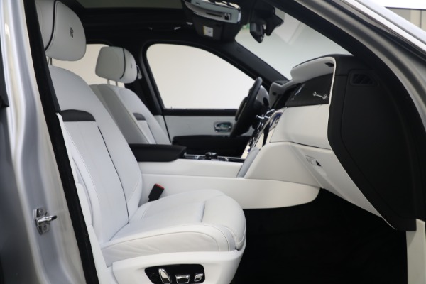 Used 2020 Rolls-Royce Cullinan for sale $305,900 at Maserati of Greenwich in Greenwich CT 06830 27