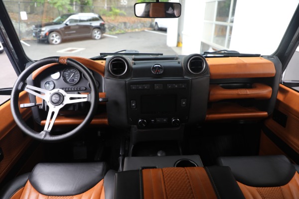 Used 1983 Land Rover Defender 110 Double Cab 6x6 Edition for sale $399,900 at Maserati of Greenwich in Greenwich CT 06830 17