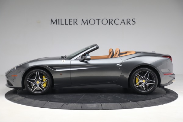 Used 2017 Ferrari California T for sale $151,900 at Maserati of Greenwich in Greenwich CT 06830 3