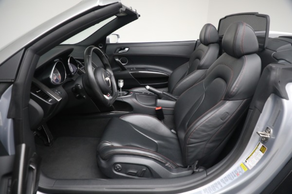 Used 2015 Audi R8 4.2 quattro Spyder for sale $149,900 at Maserati of Greenwich in Greenwich CT 06830 18