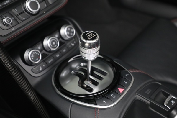 Used 2015 Audi R8 4.2 quattro Spyder for sale $149,900 at Maserati of Greenwich in Greenwich CT 06830 20