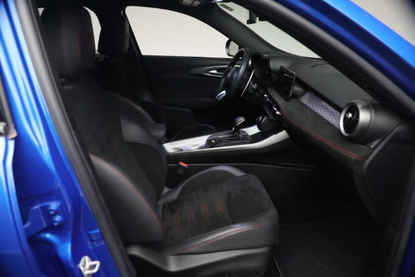 Used 2024 Alfa Romeo Tonale Veloce for sale $26,900 at Maserati of Greenwich in Greenwich CT 06830 16