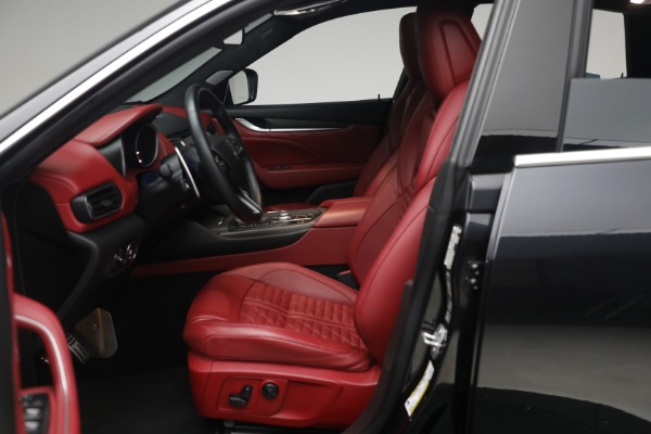 Used 2019 Maserati Levante Trofeo for sale $81,900 at Maserati of Greenwich in Greenwich CT 06830 21
