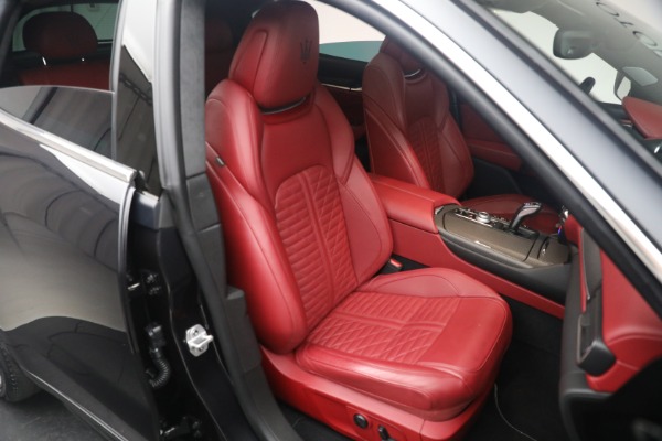 Used 2019 Maserati Levante Trofeo for sale $81,900 at Maserati of Greenwich in Greenwich CT 06830 27