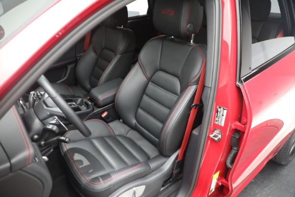 Used 2022 Porsche Macan GTS for sale $82,900 at Maserati of Greenwich in Greenwich CT 06830 14