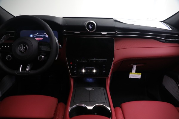 New 2023 Maserati Grecale Trofeo for sale $110,095 at Maserati of Greenwich in Greenwich CT 06830 23