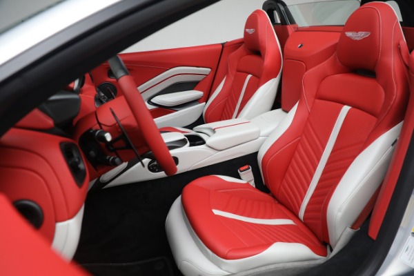 Used 2023 Aston Martin Vantage V12 for sale $418,586 at Maserati of Greenwich in Greenwich CT 06830 25