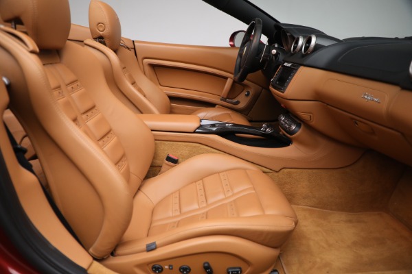 Used 2014 Ferrari California for sale $136,900 at Maserati of Greenwich in Greenwich CT 06830 24