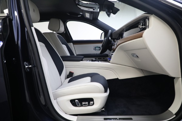 Used 2021 Rolls-Royce Ghost for sale $299,900 at Maserati of Greenwich in Greenwich CT 06830 21