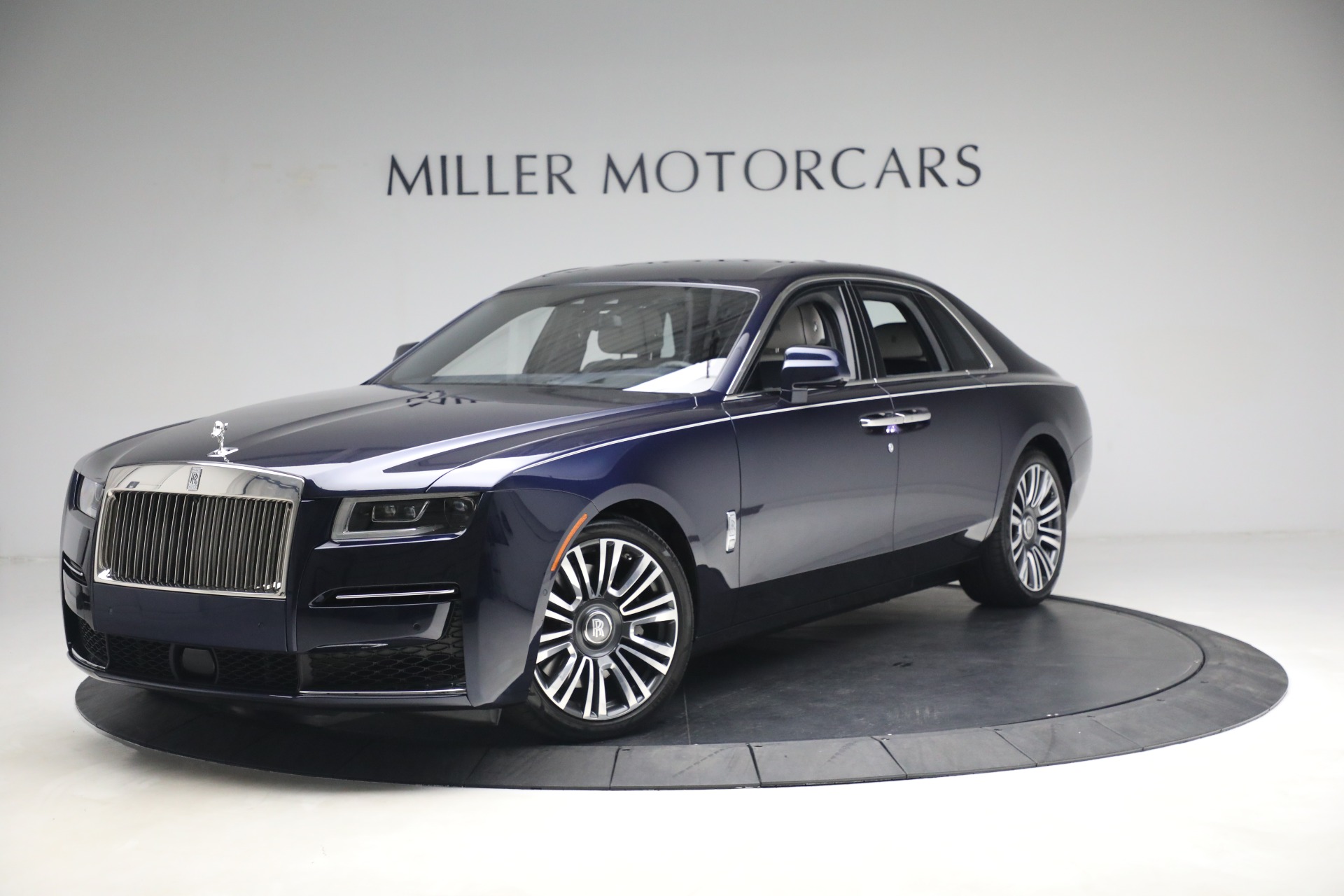 Used 2021 Rolls-Royce Ghost for sale $299,900 at Maserati of Greenwich in Greenwich CT 06830 1