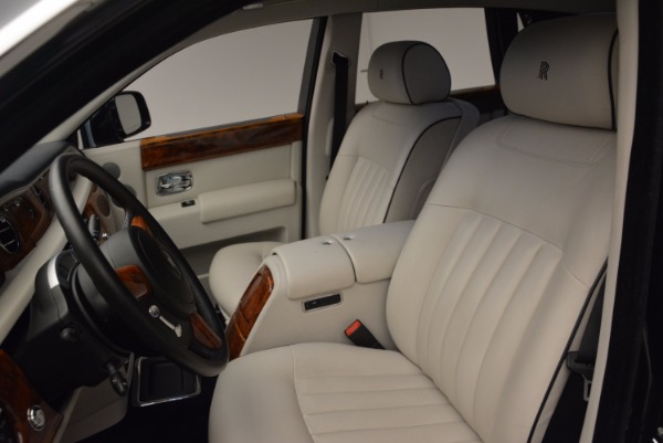 Used 2011 Rolls-Royce Phantom for sale Sold at Maserati of Greenwich in Greenwich CT 06830 11