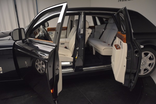 Used 2011 Rolls-Royce Phantom for sale Sold at Maserati of Greenwich in Greenwich CT 06830 5