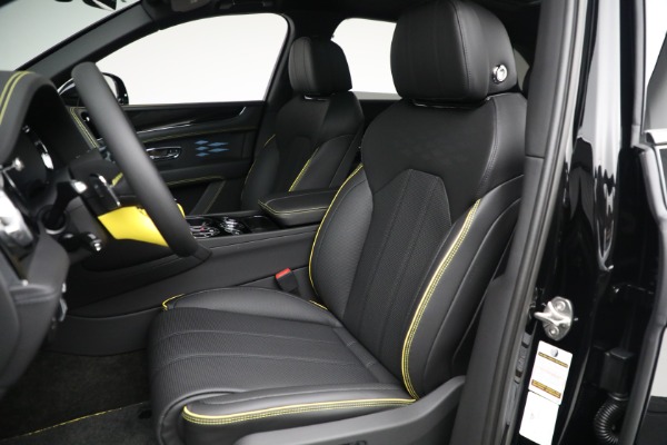 New 2023 Bentley Bentayga EWB V8 for sale $270,600 at Maserati of Greenwich in Greenwich CT 06830 20