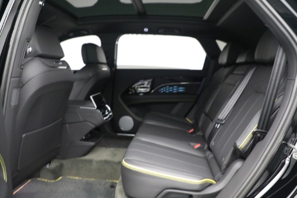 New 2023 Bentley Bentayga EWB V8 for sale $270,600 at Maserati of Greenwich in Greenwich CT 06830 22
