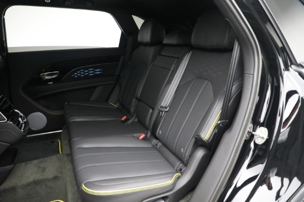New 2023 Bentley Bentayga EWB V8 for sale $270,600 at Maserati of Greenwich in Greenwich CT 06830 23