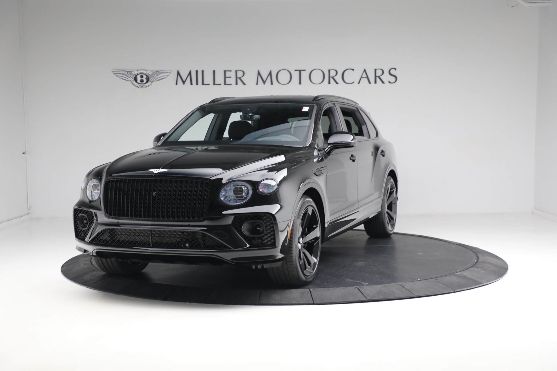New 2023 Bentley Bentayga EWB V8 for sale $270,600 at Maserati of Greenwich in Greenwich CT 06830 1