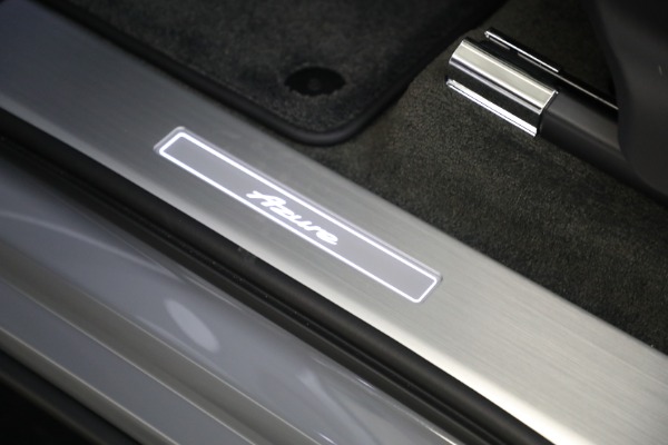 New 2023 Bentley Bentayga Azure V8 for sale $275,715 at Maserati of Greenwich in Greenwich CT 06830 20