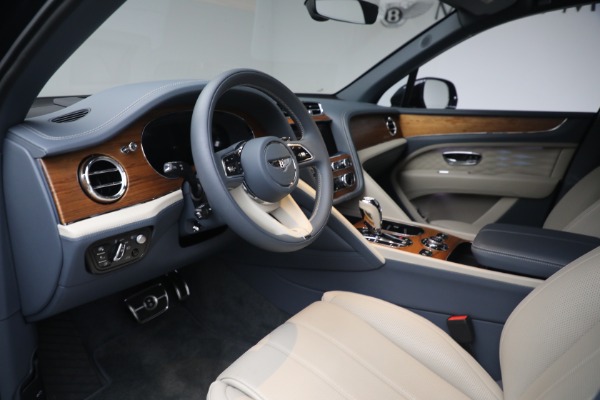 Used 2023 Bentley Bentayga EWB Azure V8 for sale $267,900 at Maserati of Greenwich in Greenwich CT 06830 13