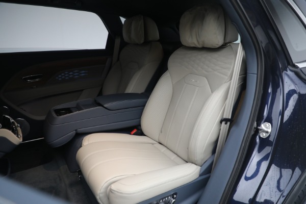 New 2023 Bentley Bentayga EWB Azure V8 for sale $251,900 at Maserati of Greenwich in Greenwich CT 06830 18