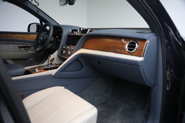 Used 2023 Bentley Bentayga EWB Azure V8 for sale $267,900 at Maserati of Greenwich in Greenwich CT 06830 21