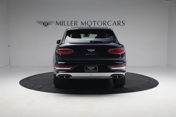 Used 2023 Bentley Bentayga EWB Azure V8 for sale $267,900 at Maserati of Greenwich in Greenwich CT 06830 6