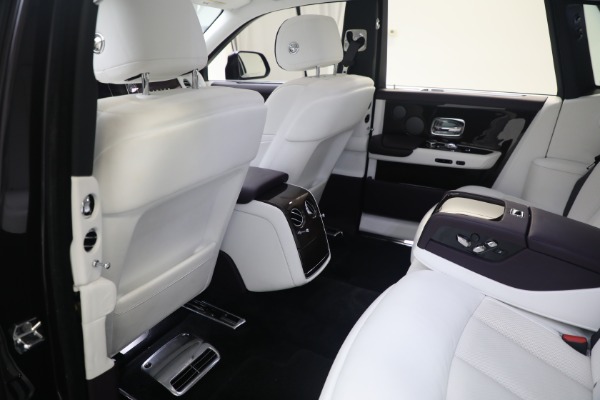 Used 2018 Rolls-Royce Phantom for sale $339,900 at Maserati of Greenwich in Greenwich CT 06830 9