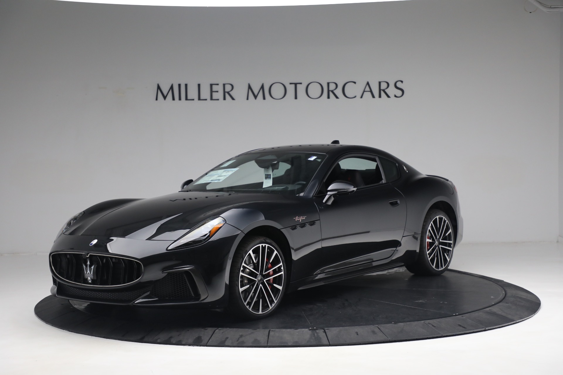 New 2024 Maserati GranTurismo Trofeo for sale $233,365 at Maserati of Greenwich in Greenwich CT 06830 1