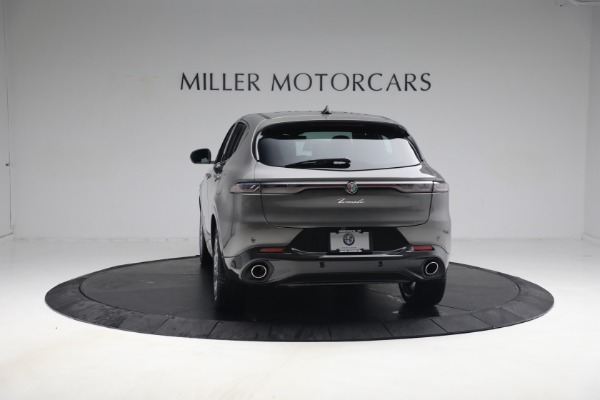 Used 2024 Alfa Romeo Tonale Hybrid Veloce for sale $26,900 at Maserati of Greenwich in Greenwich CT 06830 9