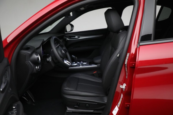 New 2024 Alfa Romeo Stelvio Ti for sale $54,320 at Maserati of Greenwich in Greenwich CT 06830 19