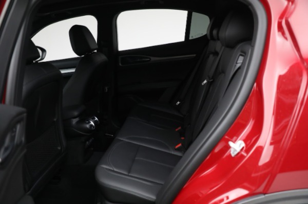 New 2024 Alfa Romeo Stelvio Ti for sale $54,320 at Maserati of Greenwich in Greenwich CT 06830 22