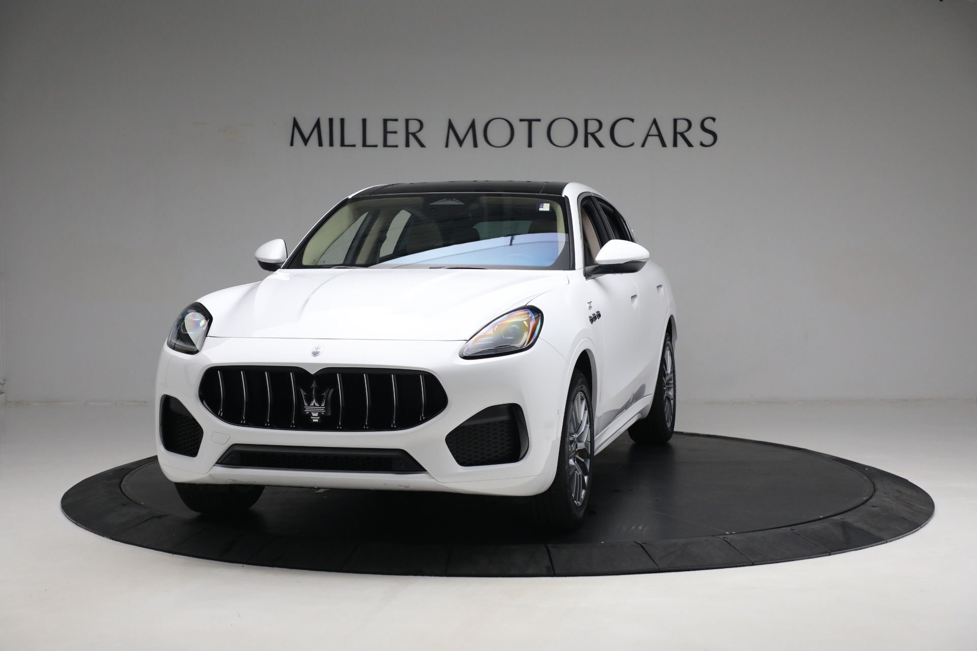 New 2023 Maserati Grecale GT for sale $73,201 at Maserati of Greenwich in Greenwich CT 06830 1
