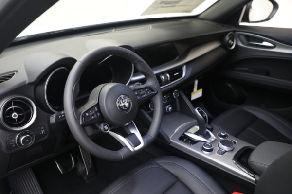New 2024 Alfa Romeo Stelvio Ti for sale $53,820 at Maserati of Greenwich in Greenwich CT 06830 27