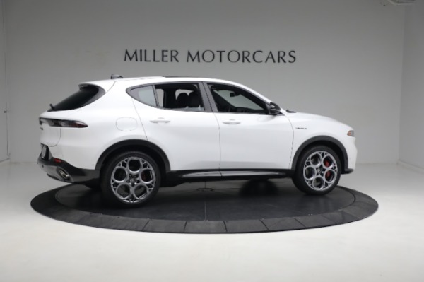 New 2024 Alfa Romeo Tonale Veloce for sale $56,640 at Maserati of Greenwich in Greenwich CT 06830 11