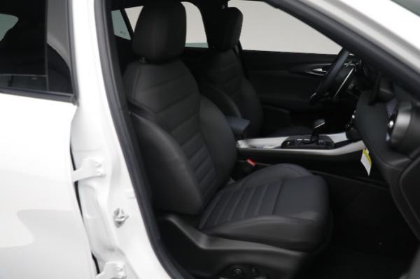 New 2024 Alfa Romeo Tonale Veloce for sale $56,640 at Maserati of Greenwich in Greenwich CT 06830 21