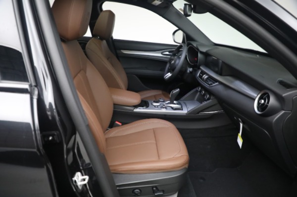 New 2024 Alfa Romeo Stelvio Ti for sale $55,230 at Maserati of Greenwich in Greenwich CT 06830 20