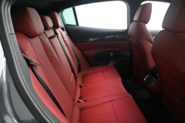 New 2023 Maserati Grecale Modena for sale $91,201 at Maserati of Greenwich in Greenwich CT 06830 21