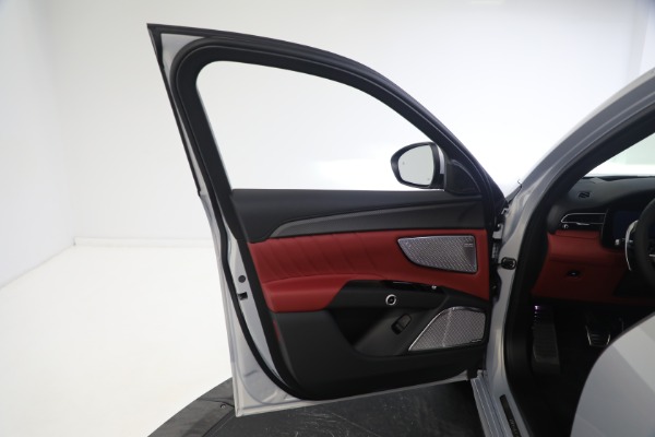 New 2023 Maserati Grecale Modena for sale $91,601 at Maserati of Greenwich in Greenwich CT 06830 23