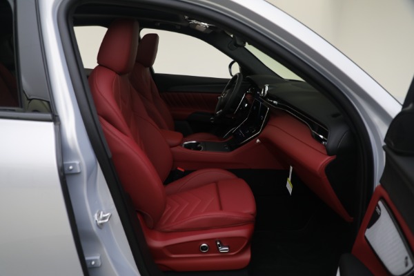 New 2023 Maserati Grecale Modena for sale $91,601 at Maserati of Greenwich in Greenwich CT 06830 24