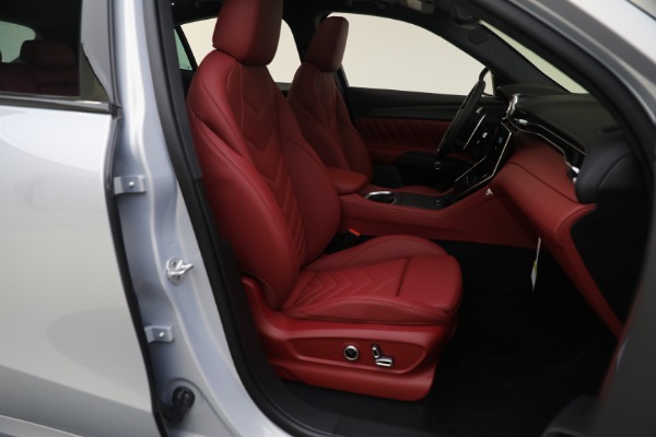 New 2023 Maserati Grecale Modena for sale $91,601 at Maserati of Greenwich in Greenwich CT 06830 25