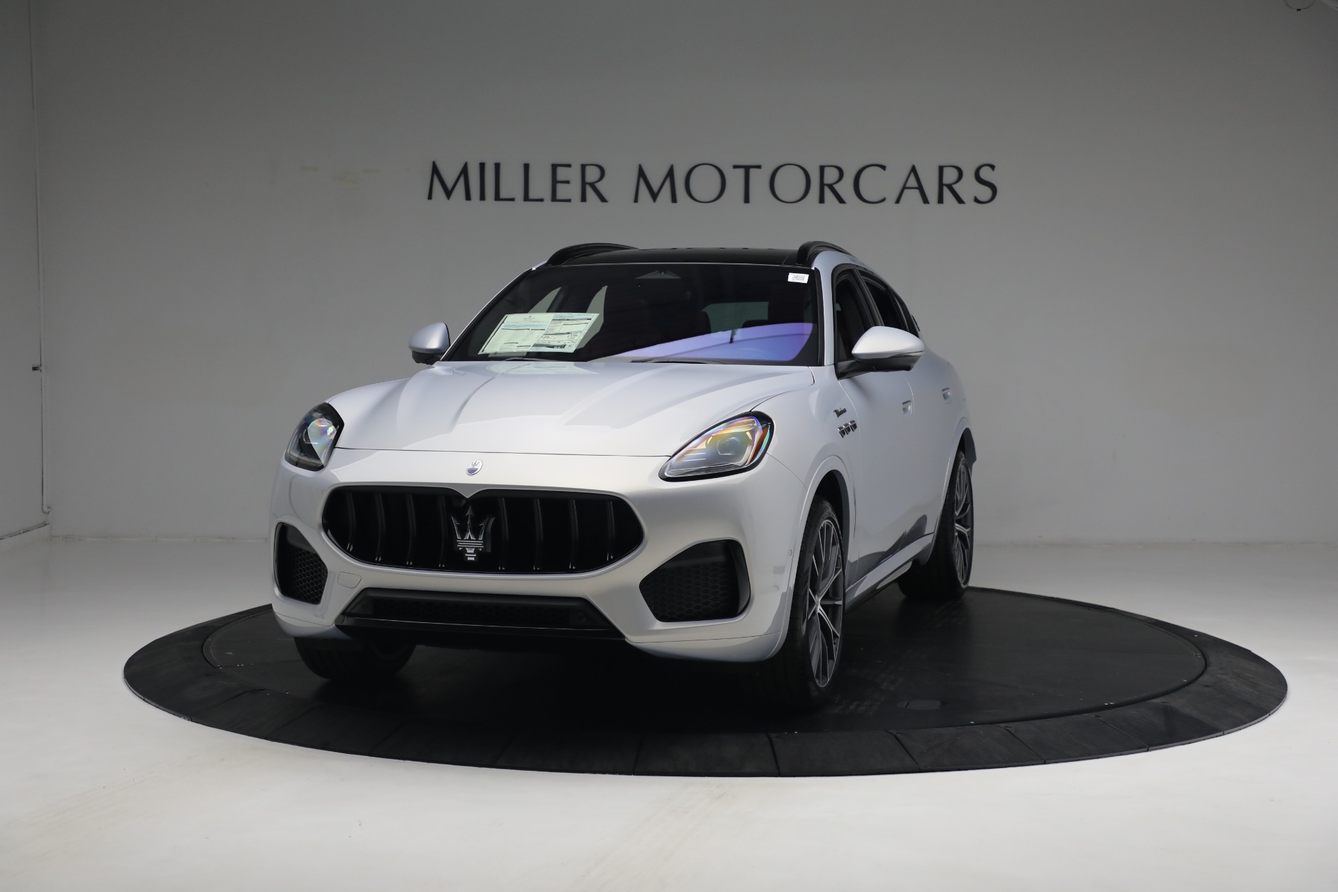 New 2023 Maserati Grecale Modena for sale $91,601 at Maserati of Greenwich in Greenwich CT 06830 1