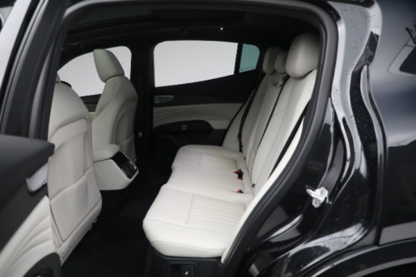 New 2023 Maserati Grecale Modena for sale $88,301 at Maserati of Greenwich in Greenwich CT 06830 24