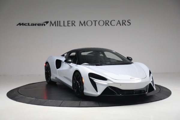 New 2023 McLaren Artura TechLux for sale $279,835 at Maserati of Greenwich in Greenwich CT 06830 11