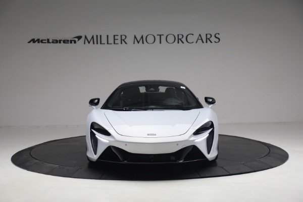 New 2023 McLaren Artura TechLux for sale $279,835 at Maserati of Greenwich in Greenwich CT 06830 12