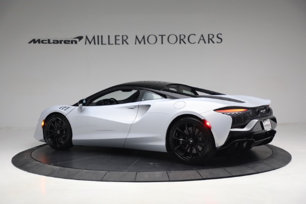 New 2023 McLaren Artura TechLux for sale $279,835 at Maserati of Greenwich in Greenwich CT 06830 4