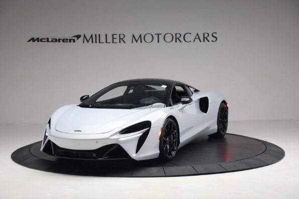 New 2023 McLaren Artura TechLux for sale $279,835 at Maserati of Greenwich in Greenwich CT 06830 1