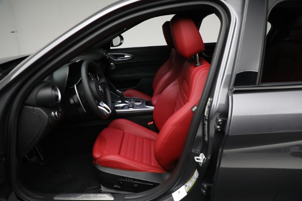 New 2024 Alfa Romeo Giulia Veloce for sale Sold at Maserati of Greenwich in Greenwich CT 06830 24