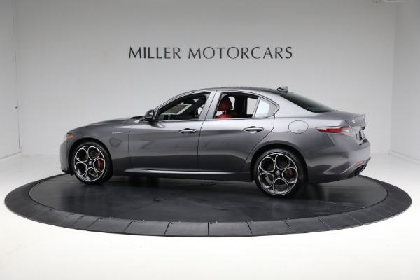 New 2024 Alfa Romeo Giulia Veloce for sale Sold at Maserati of Greenwich in Greenwich CT 06830 8